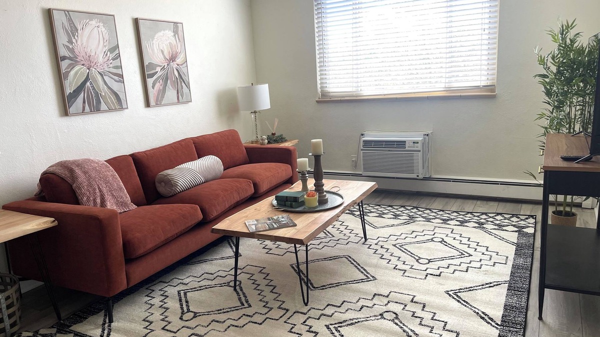 Cheyenne Condo | Conveniently located 2-bedroom condo in welcoming Cheyenne!