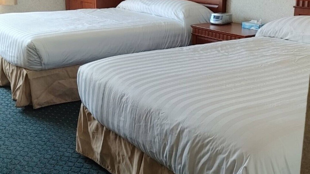 Amherst Hotel | Conveniently located directly off the highway