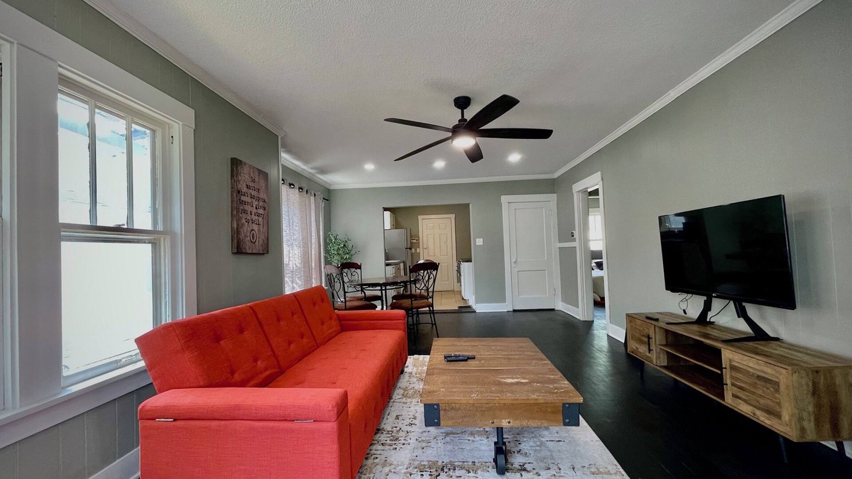Topeka House | Conveniently Located Modern Bungalow