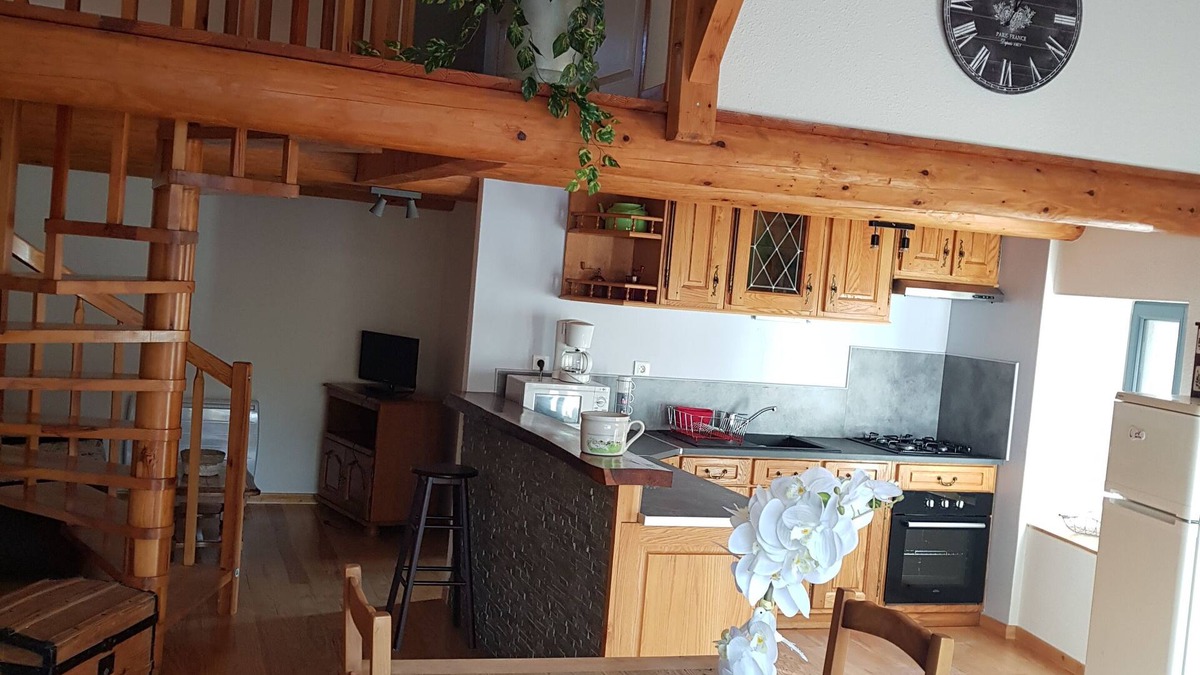 Langeac Villa | Converted barn in a small village 5 minutes from langeac
