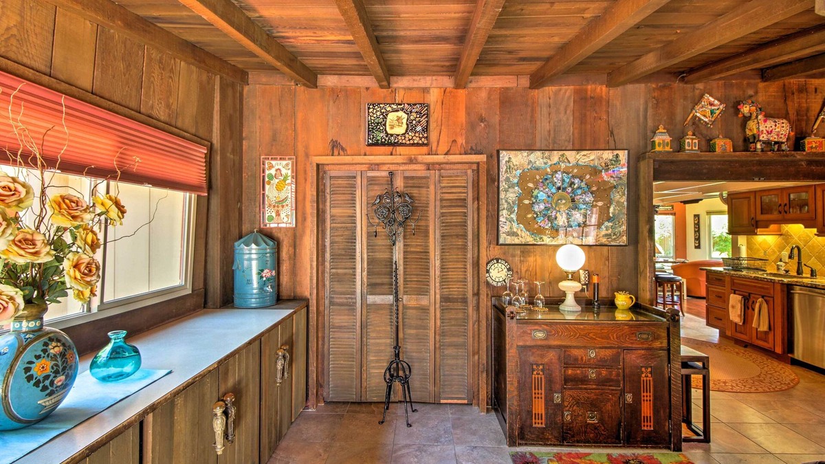 Graton Cottage | Converted Barn in Sebastopol w/Private Patio!