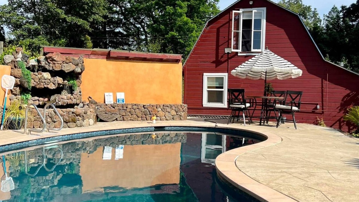 Forestville House | Converted Barn Overlooking Pool in the Heart of the Russian River Valley!Central