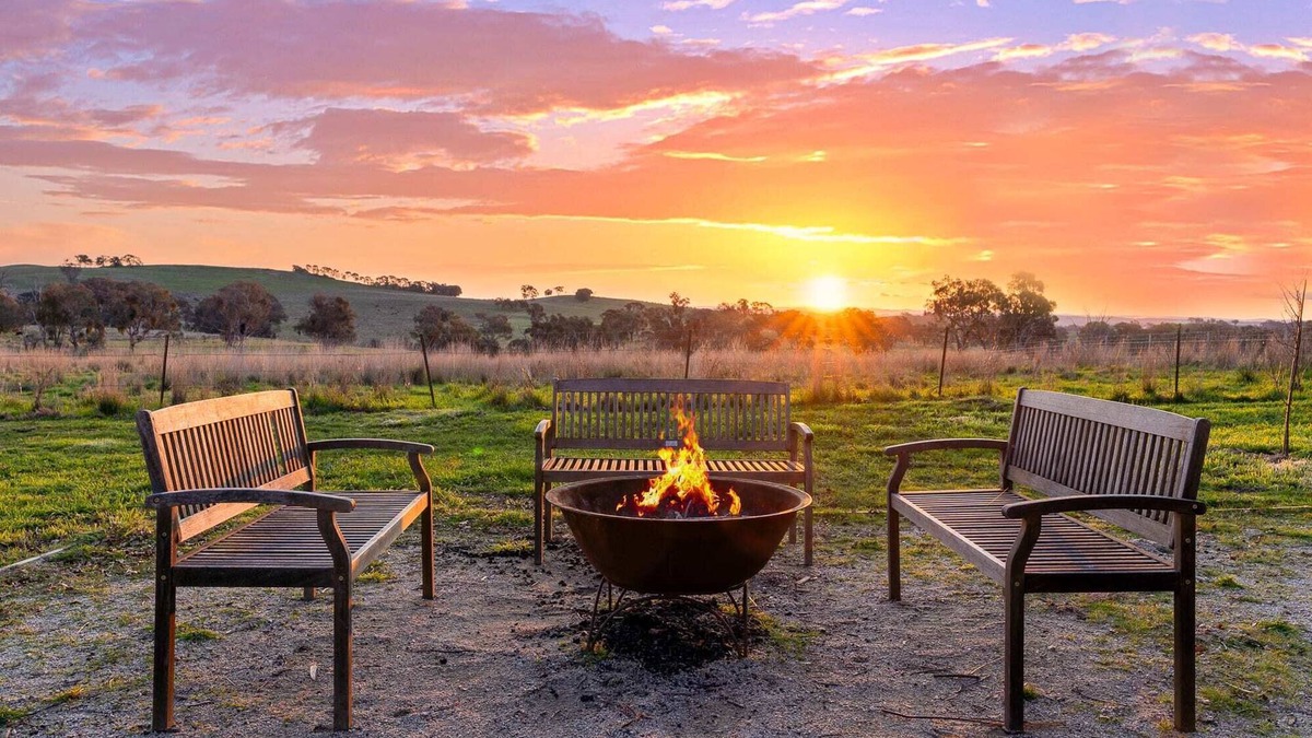 Borenore House | Cooinda Cottage - Beautiful Borenore Farm Stay