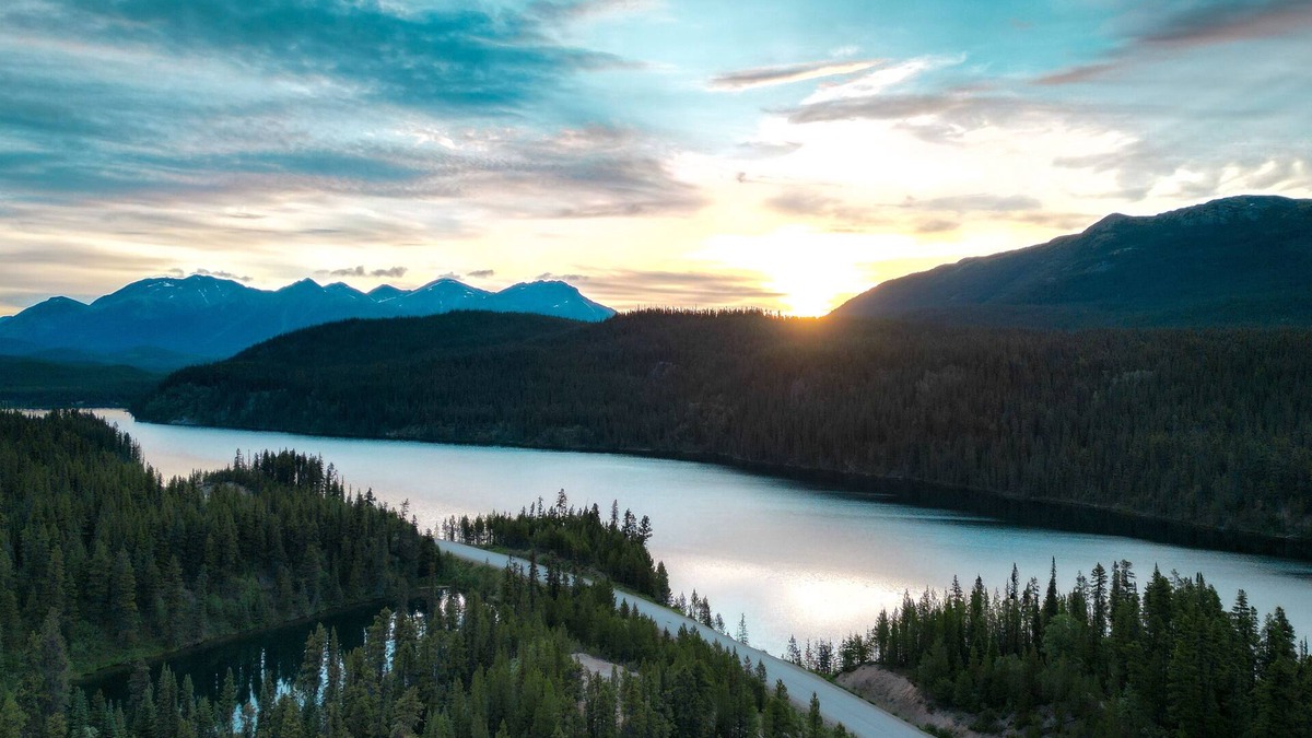 Stikine Region Ski Chalet | Cooks and Puppies Hideaway