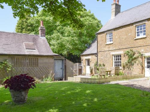 Somerby House | Cooks Cottage