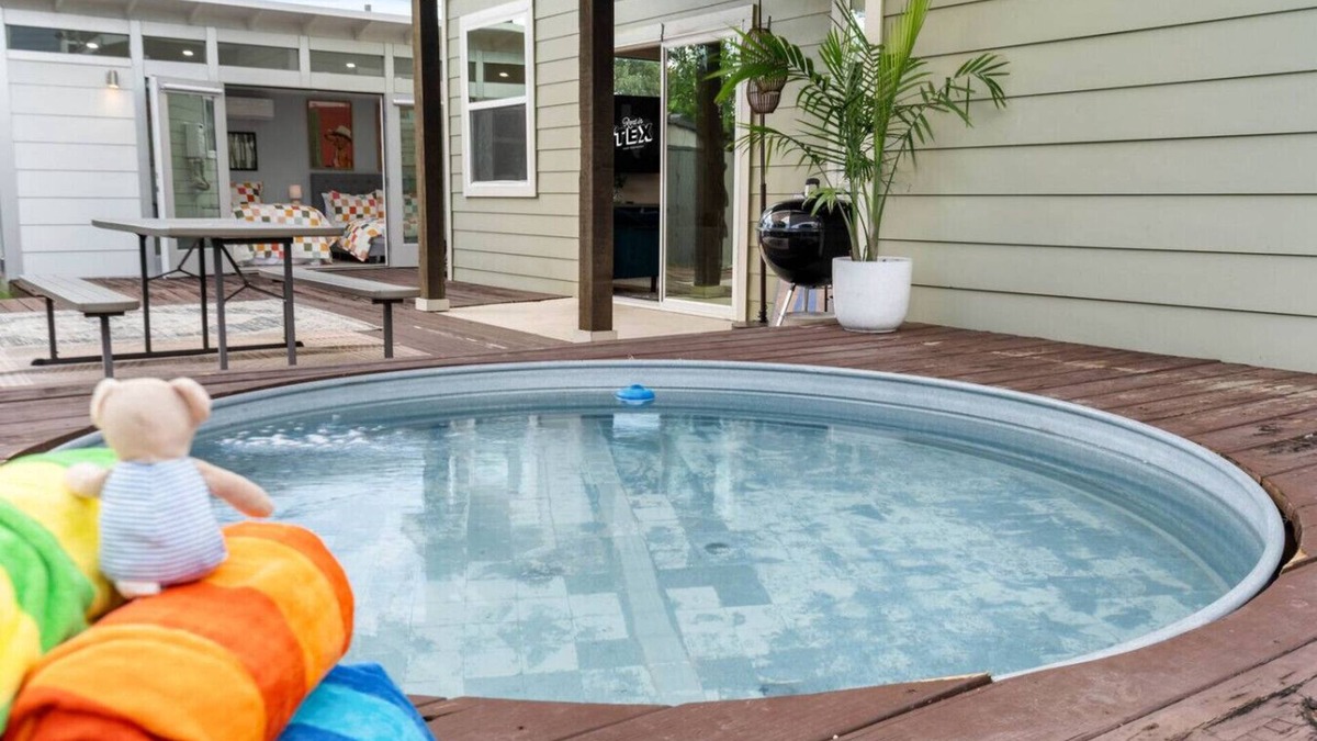 Montopolis Apartment | Cool Austin Hideaway|Cowboy Pool + Stylish Casita