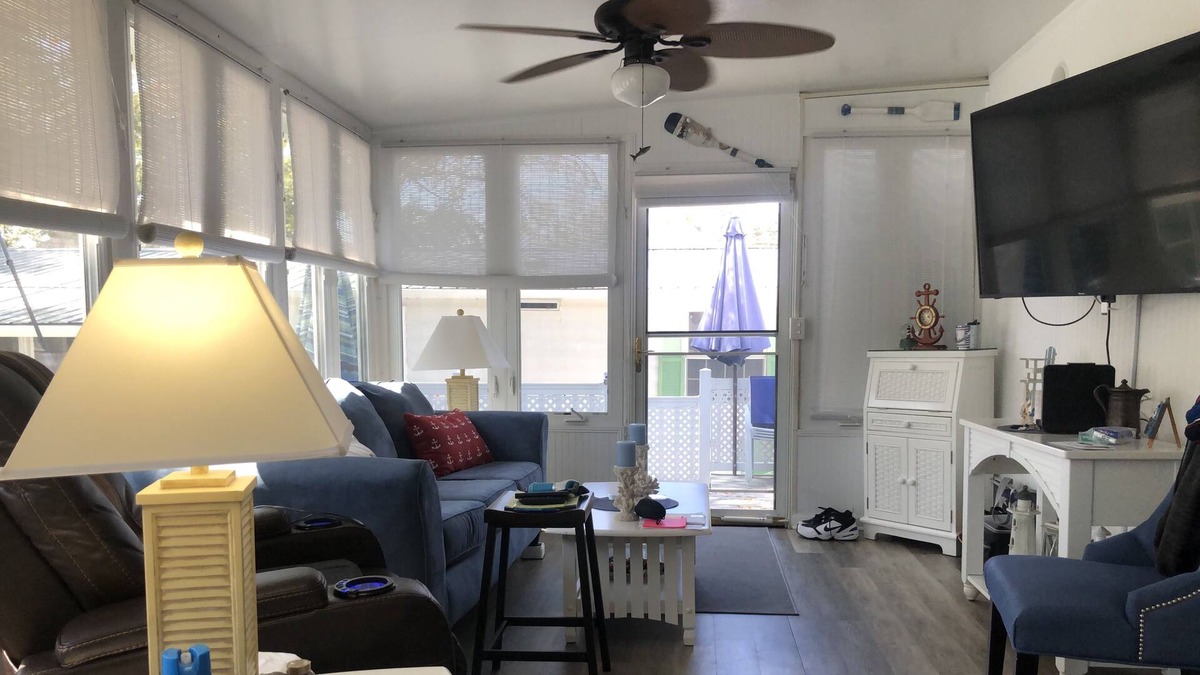 Myrtle Beach RV Rental | Cool beach retreat with large porch for those looking to unwind.
