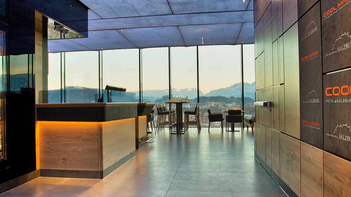 Laakirchen Hotel | COOL MAMA Hotel Salzburg