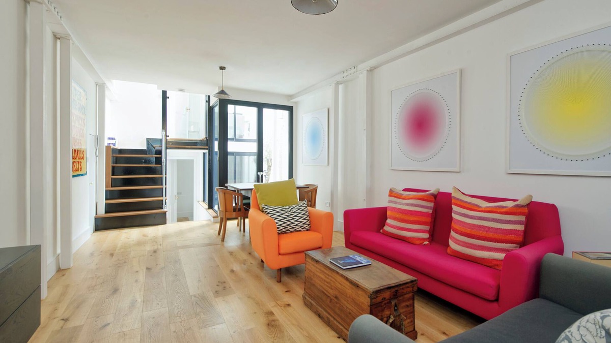 College Park and Old Oak Apartment | Cool North Kensington apartment close to Notting Hill!