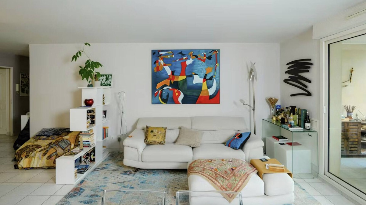 Saint-Victor Apartment | Cool Room in a Quiet & Sunny 3-Bedroom Marseille Apartment