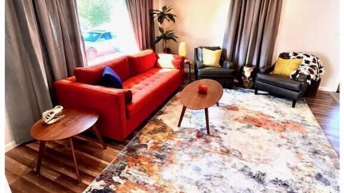 Dodge City House | Cool, Trendy house in Dodge City! The Painted Cow