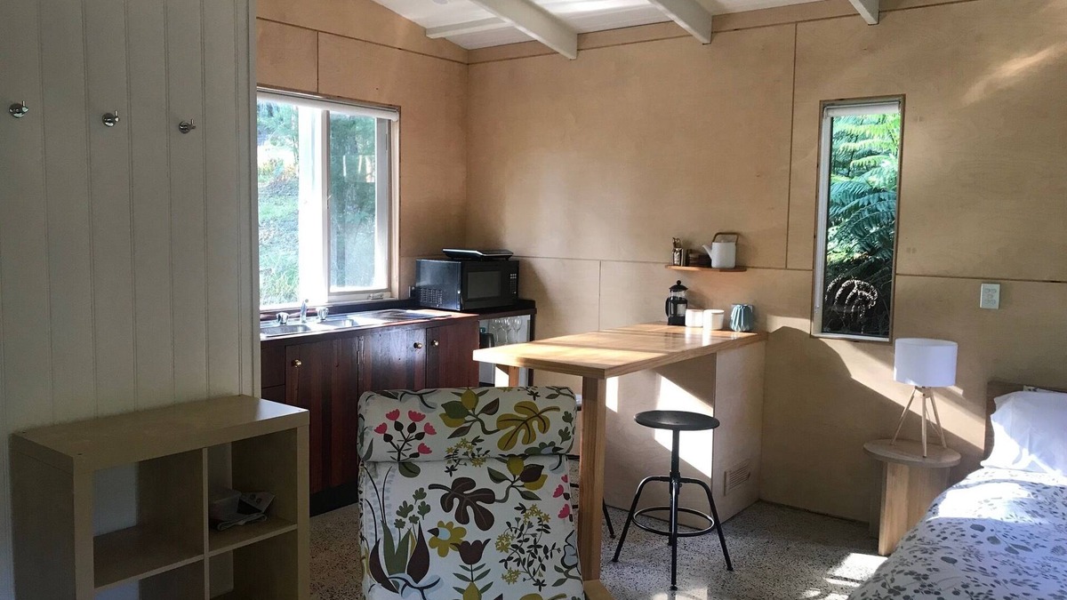 Badger Creek Apartment | Coomalie Studio - Secluded Bushland Getaway