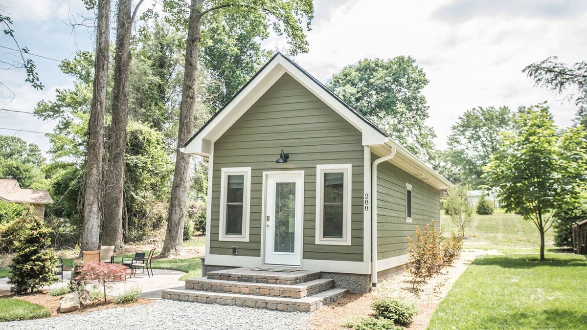Mountain Home House | Coop's Coop: A newly renovated studio cottage