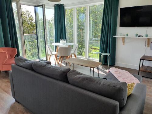 Southville Apartment | Cooperage Court by Cliftonvalley Apartments