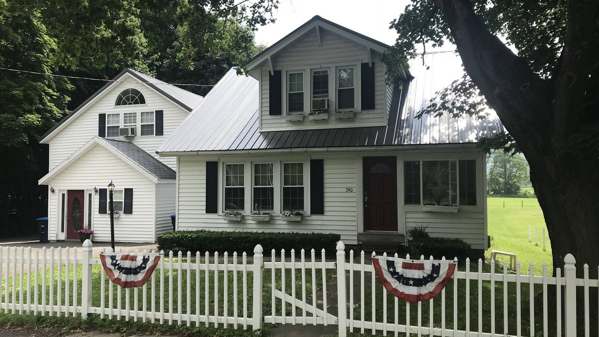Otego House | Cooperstown Baseball Rentals - CREEKSIDE HAVEN - Beautiful 2100 Sq Ft Home