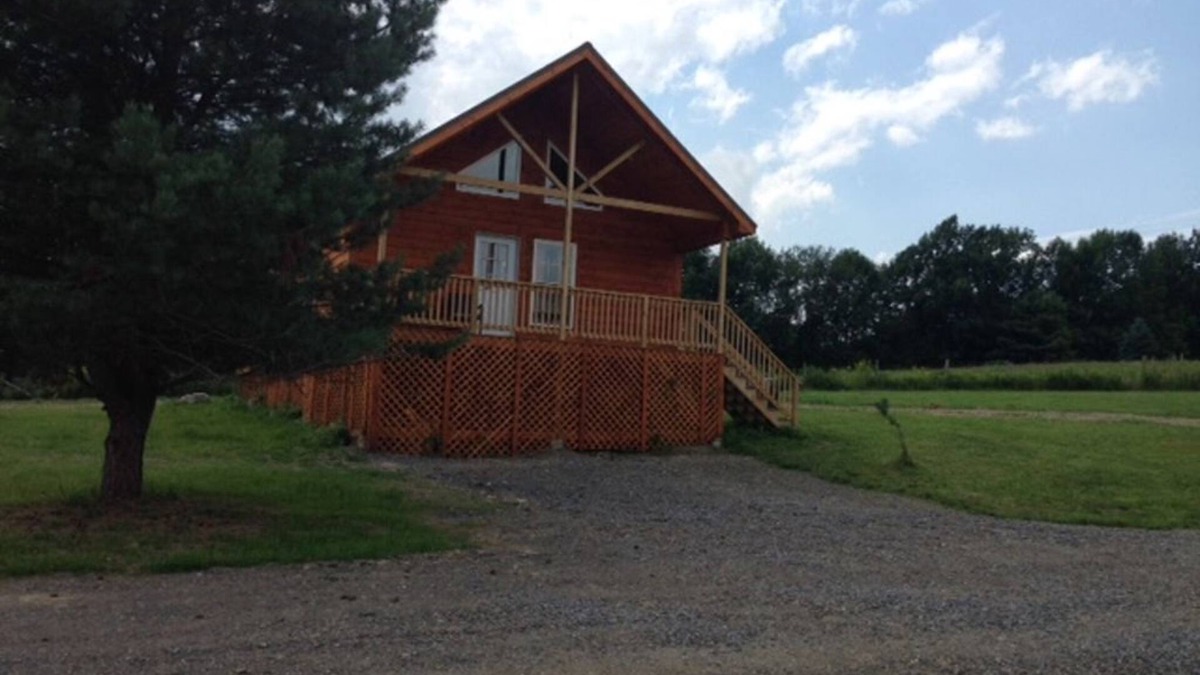 Milford Cabin | Cooperstown Double Play Cabins 4 Near Baseball