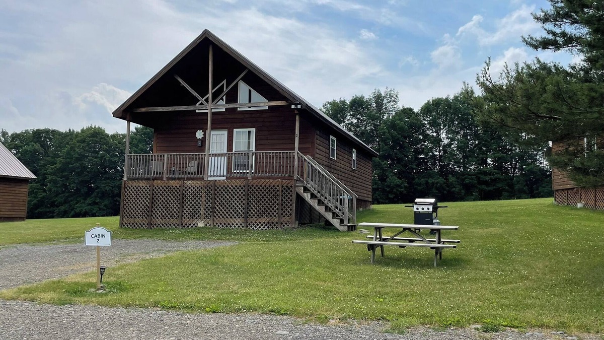Milford Cabin | Cooperstown Double Play Cabins 2 Near Baseball