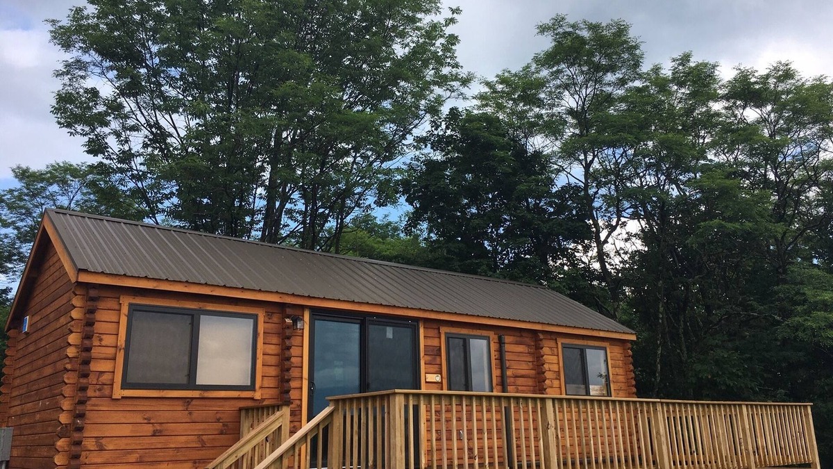 Milford Cabin | Cooperstown Double Play Hilltop Cabin A