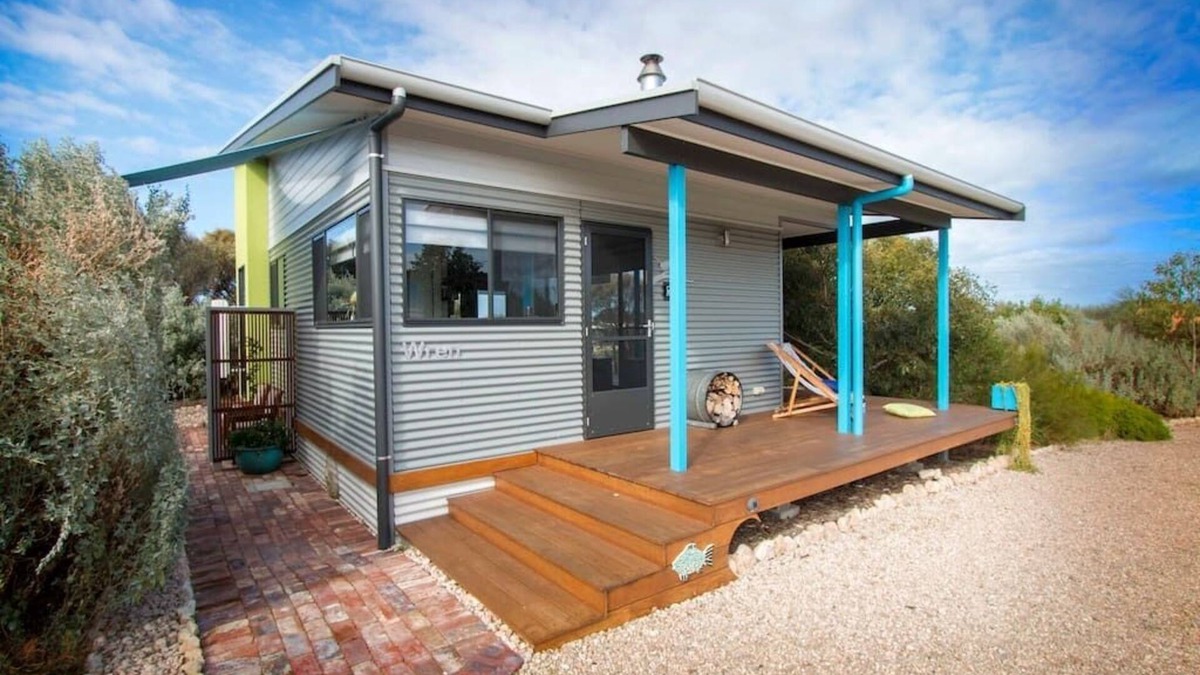 Bonney Cabin | Coorong Cabins - Wren Cabin