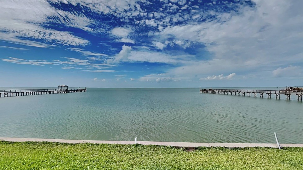 Rockport Condo | Copano Coastal Gem | Bayfront Views + Access to Pool!