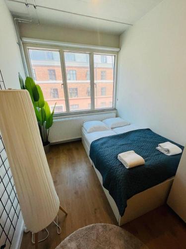København NV Apartment | Copenhagen Studio Double Bed and Kitchen 2