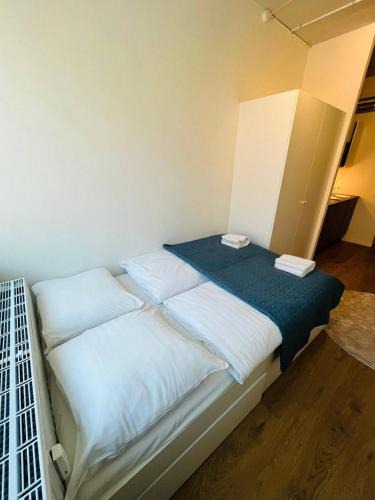 København NV Apartment | Copenhagen Studio with Double Bed and Kitchen 3