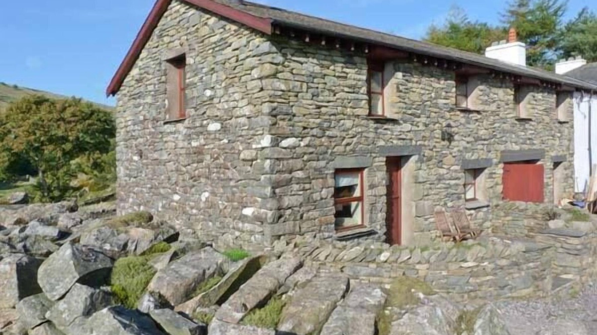 Broughton Mills Cottage | COPPER BEECH COTTAGE, pet friendly, luxury holiday cottage in Torver