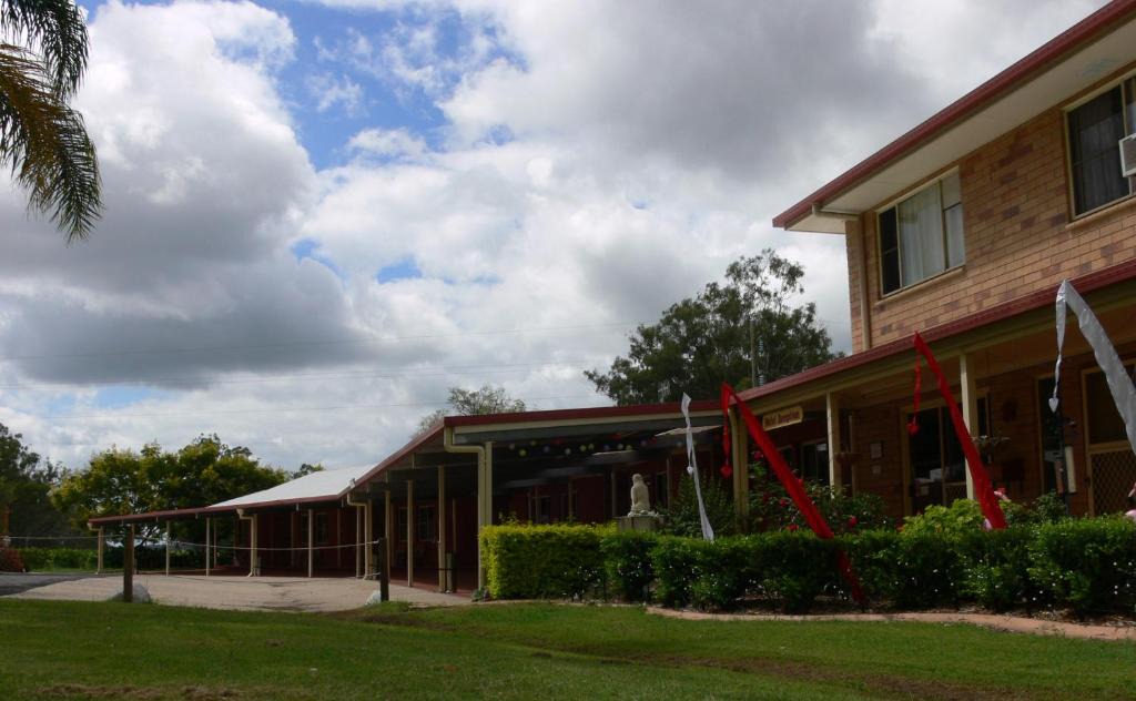 Nanango Hotel | Copper Country Motor Inn