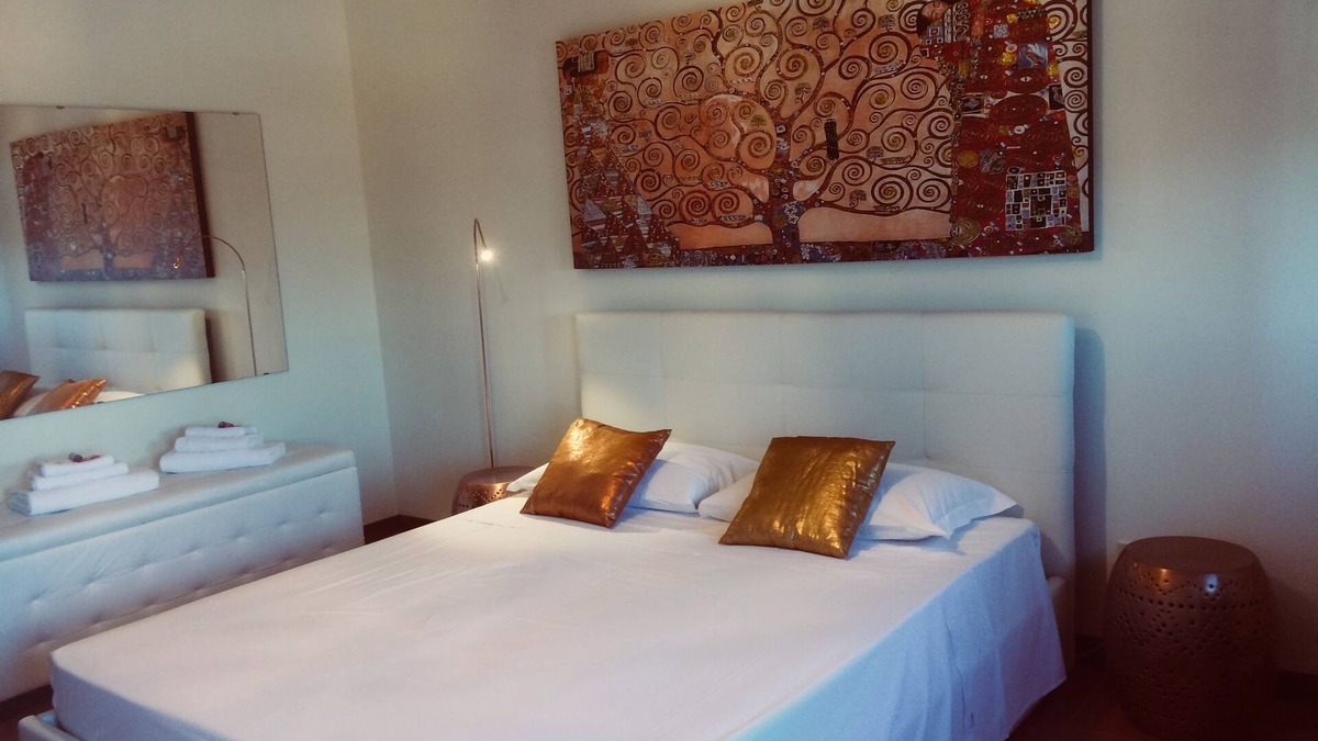 Borgo Milano Apartment | COPPER WIRE