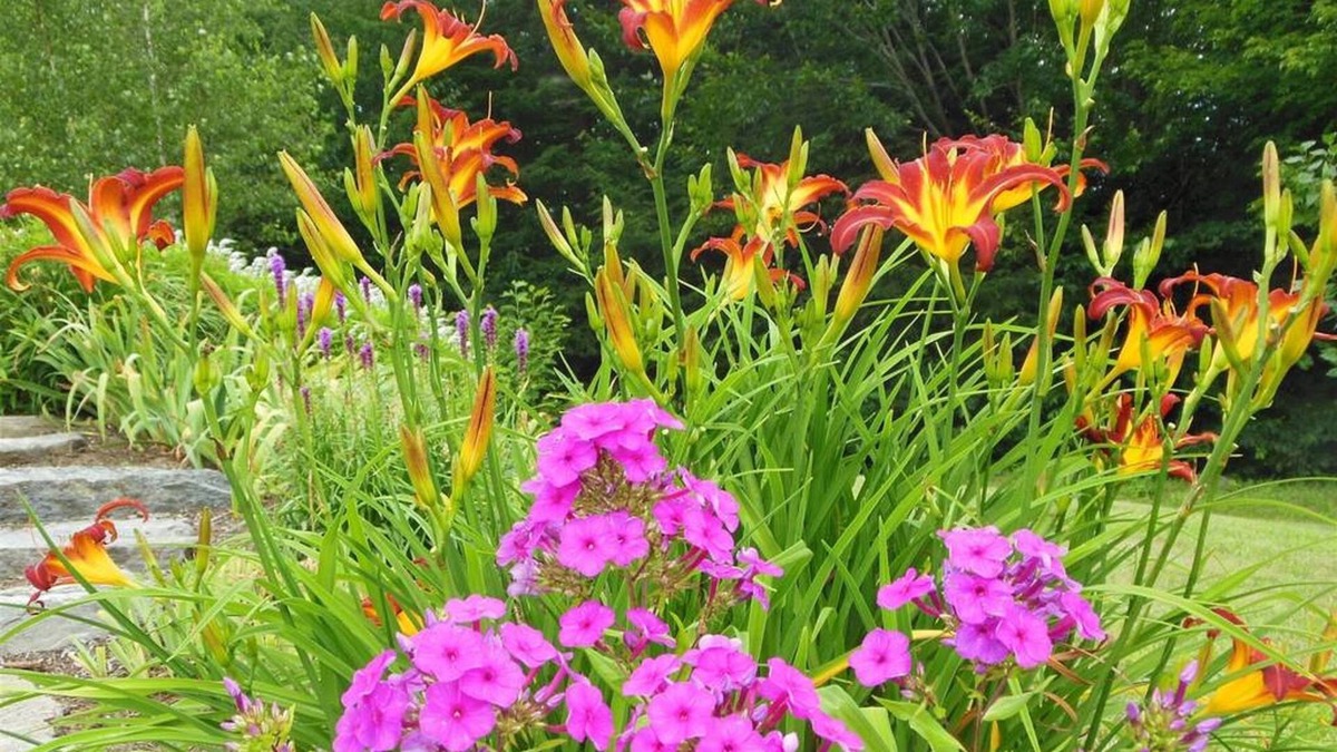 Hebron Hotel | Coppertoppe Inn and Retreat Center