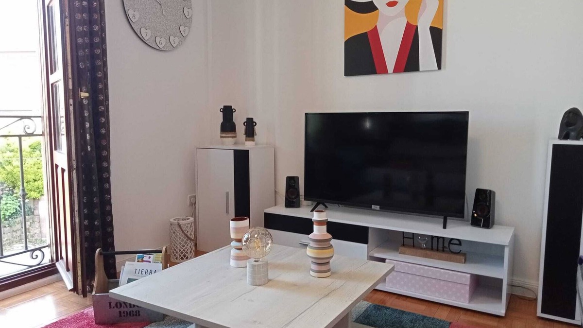El Astillero Apartment | Coquetty Housing In Santander Bay