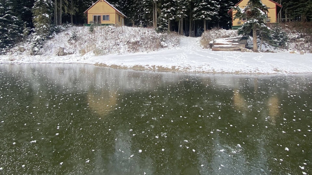 Merritt Cabin | Coquihalla Lakes Lodge is a year round outdoors resort with fun for all ages