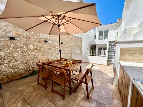 Peniche de Cima House | Cor de mar - Rustic Haven