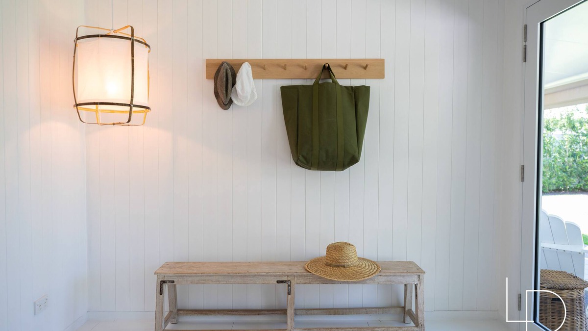 Blacks Beach House | Coral Cove Holiday Home