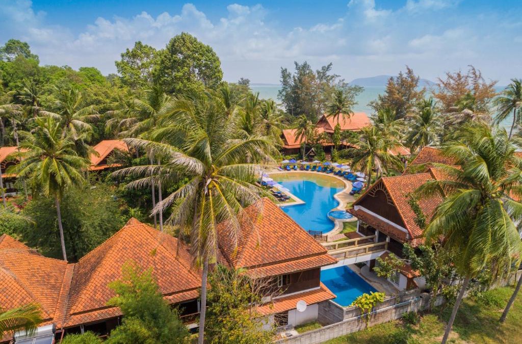 Phongprasan Resort | Coral Hotel Bangsaphan