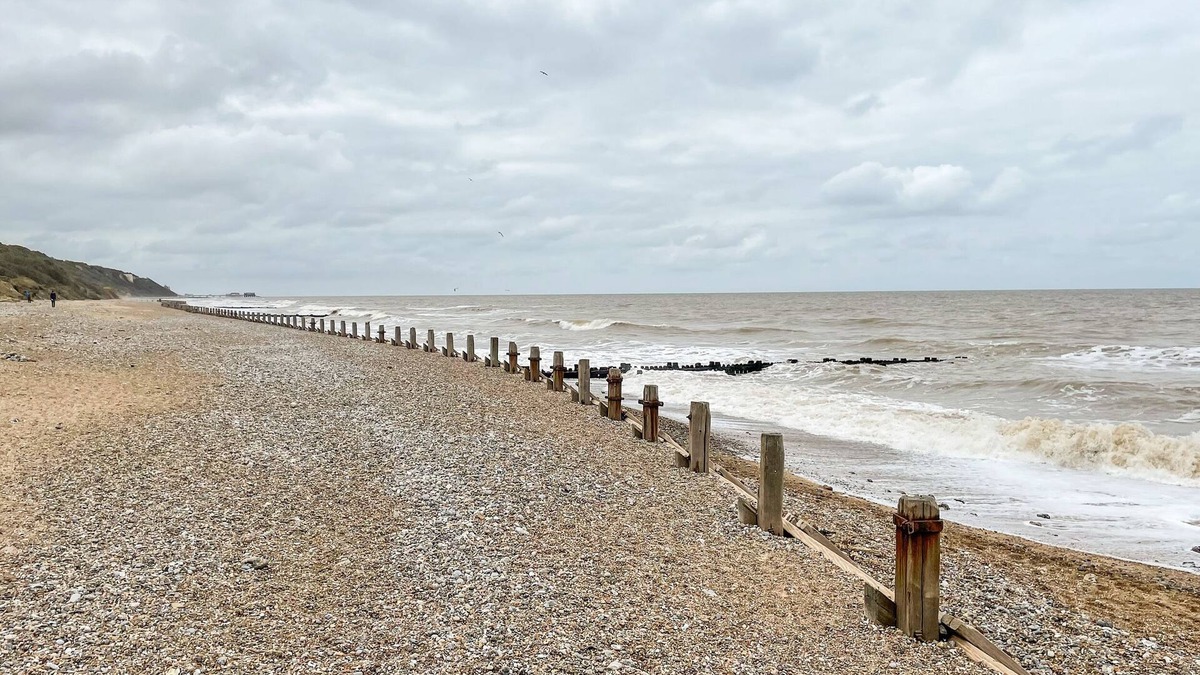 Overstrand Cottage | Coral House