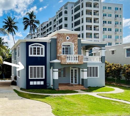 Guayabo Apartment | Coral Of The Seas - Fire Coral