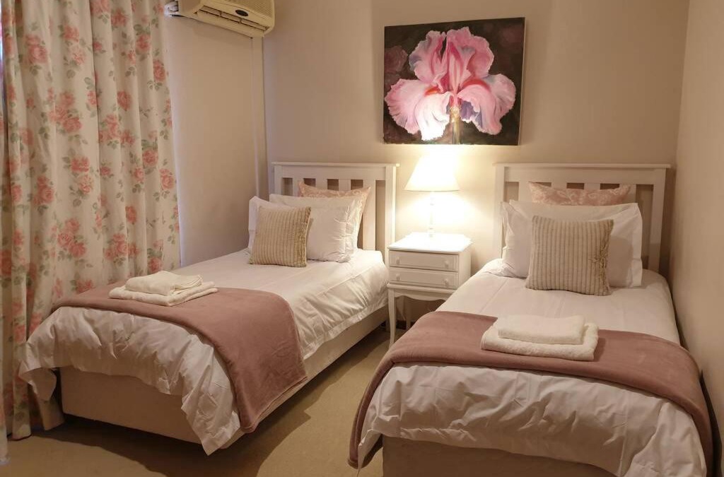 Graaff-Reinet House | Coral Tree House
