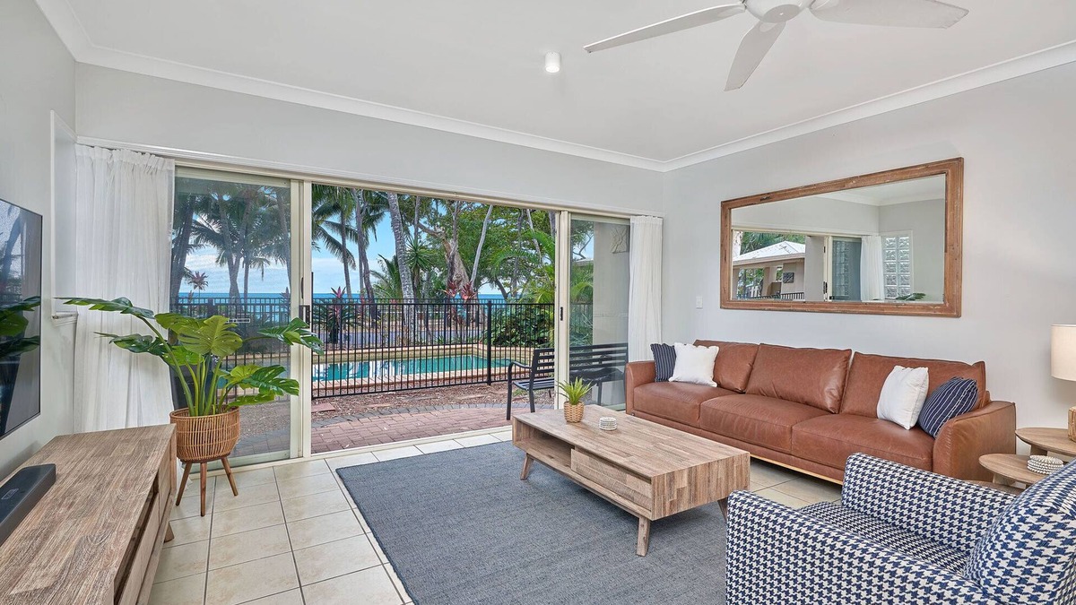Clifton Beach Apartment | Coral Views At Clifton beach