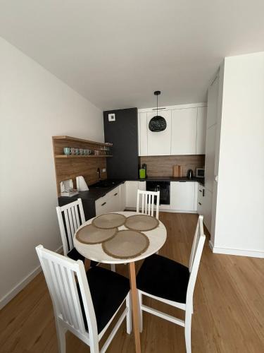 Lagow Apartment | Corale