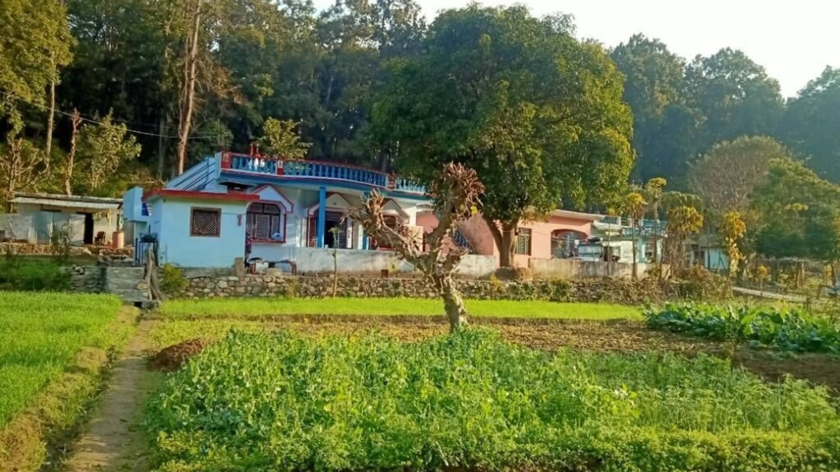 Lansdowne House | Corbett Green Hills Home Stay inside corbett tiger reserve forest