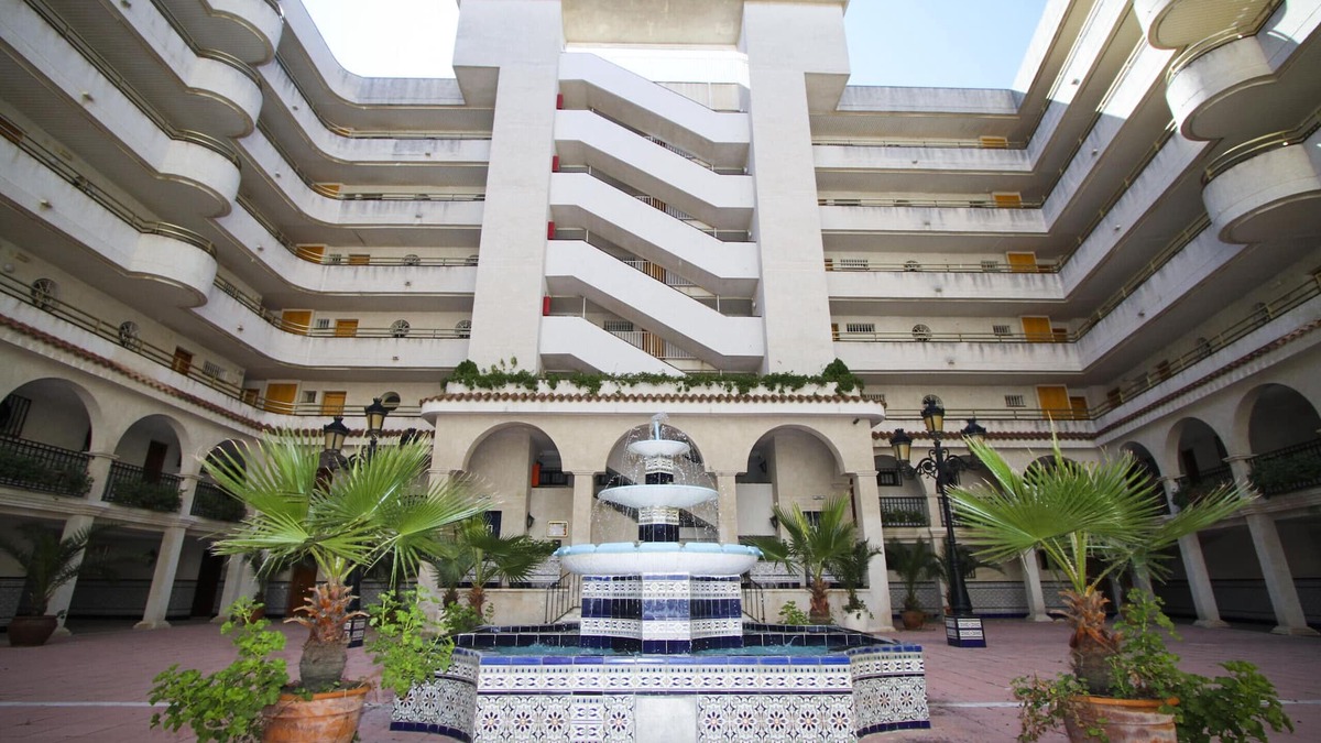 Salou City Centre Apartment | CORDOBA HomeStay By Turismar