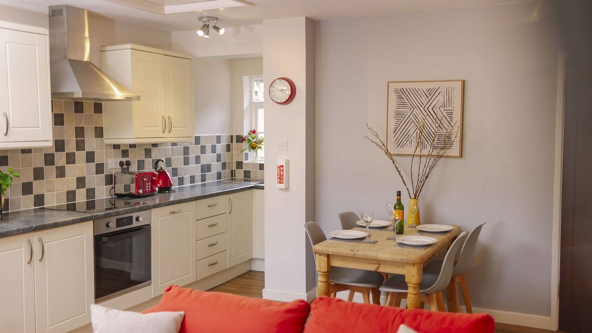 Tawstock Cottage | Corffe Cottages, Perfect Devon retreat, sleeps 4, heated indoor pool
