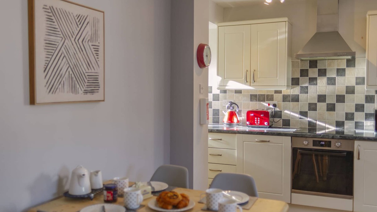 Tawstock Cottage | Corffe Cottages, Sunny Devon escape, sleeps 4, heated indoor pool