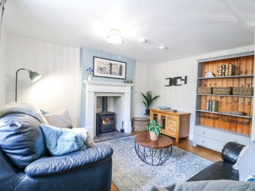 Swinscoe House | Corner Cottage