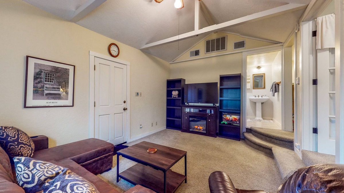 Lakeport Cottage | Corner Lot Carriage House with Storybook Yard