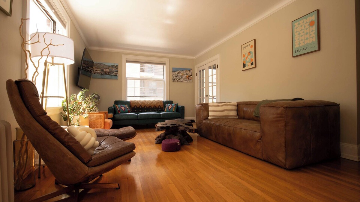 Cascade Condo | Corner Sunny Unit. TempurPedic bed. Secure Parking