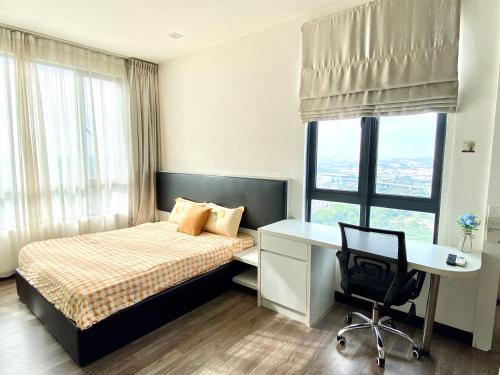 Kampung Bukit Dukong Apartment | Corner Unit Landmark Residence 2, High Floor, Nice View, WiFi & Tvbox, Free Parking