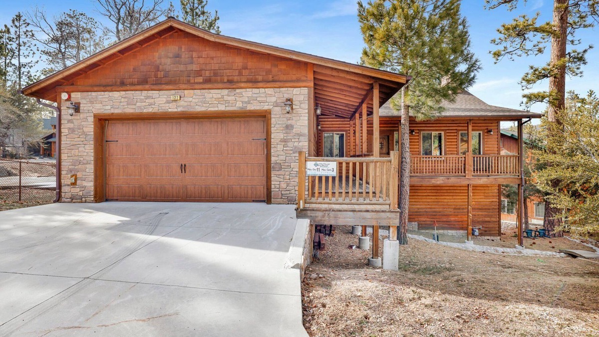 Eagle Mountain Estates Cabin | Cornerstone Lodge Log Cabin at Big Bear Lake