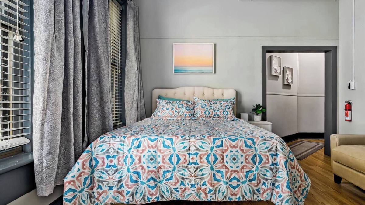 Bristol Apartment | Cornerstone Loft in Downtown Bristol